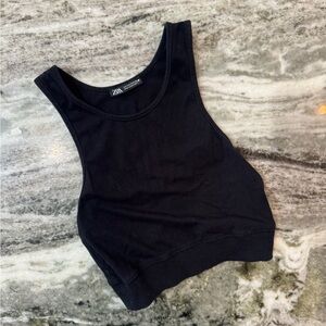 Zara Black High Neck Cropped Tank Top
Size Small